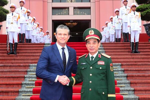 Vietnam, US promote defence cooperation