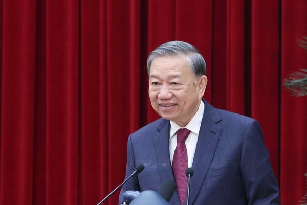 Party Central Committee’s 14th plenum concludes