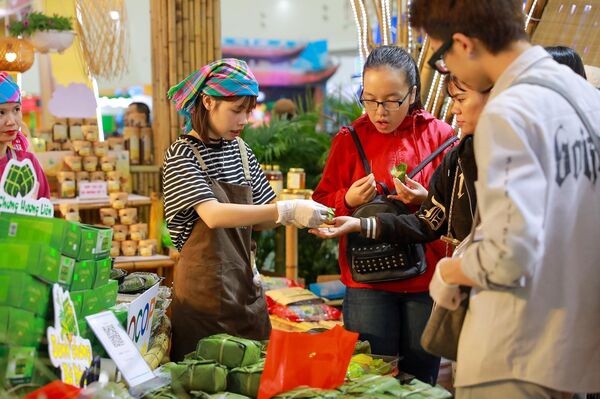 Vietnam’s CPI up 3.27% in ten months