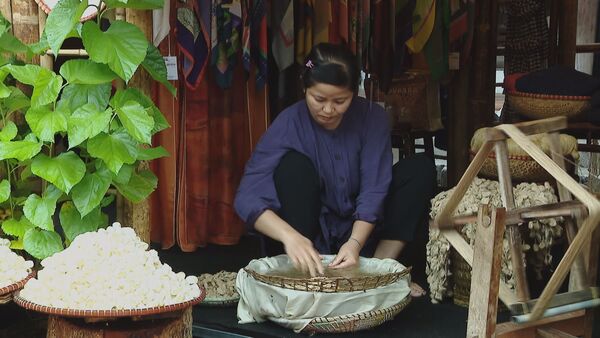 Craft heritage of ancient capitals meet at Temple of Literature