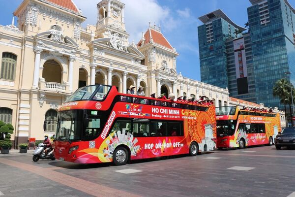 HCM City welcomes over 6.58 million foreign visitors in 10 months
