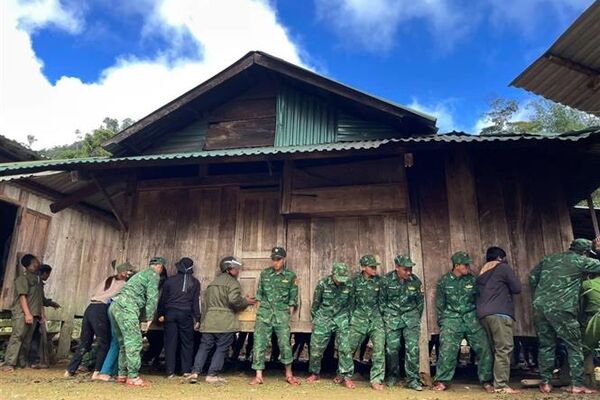 Da Nang urgently relocates houses from high-risk landslide areas