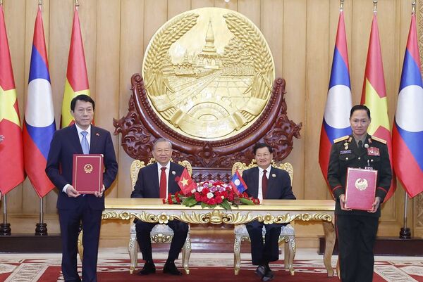 Vietnam, Laos agree to deepen bilateral relationship with reinforced framework