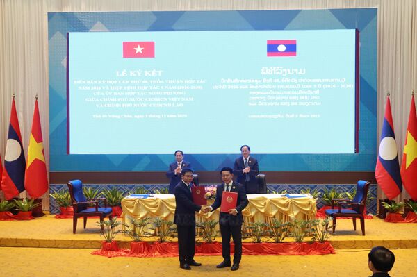 Lao Deputy PM hails success of 48th Vietnam-Laos Intergovernmental Committee meeting