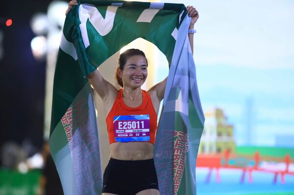 <b>Nguyễn Thị Oanh lần thứ 4 liên tiếp vô địch Giải bán marathon quốc tế Việt Nam</b>