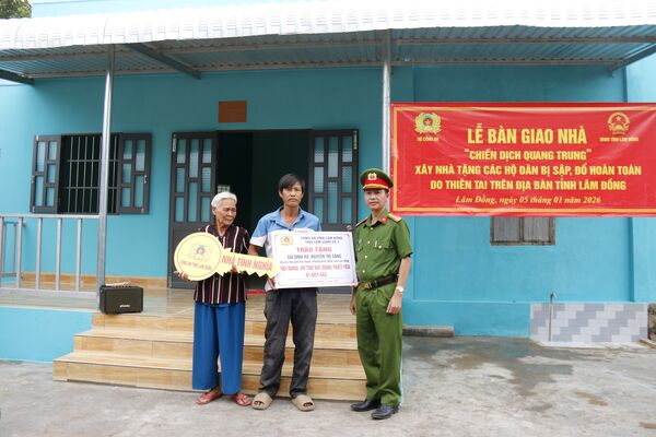 Quang Trung Campaign: First new house completed in flood-hit Lam Dong ward