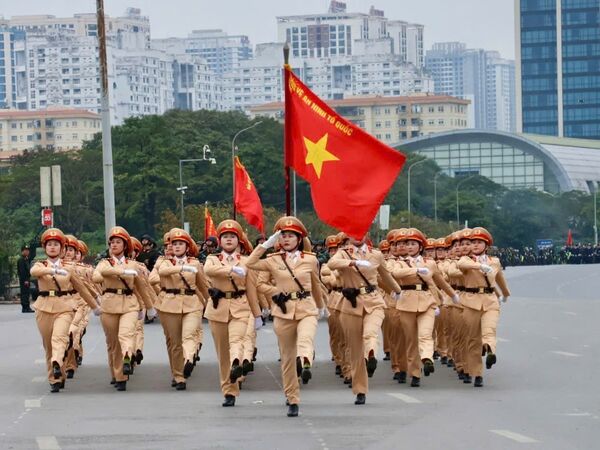 Public security force forms “steel shield” for 14th National Party Congress