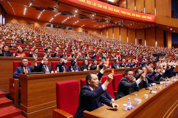 Highlights from the third working day of 14th Party Congress