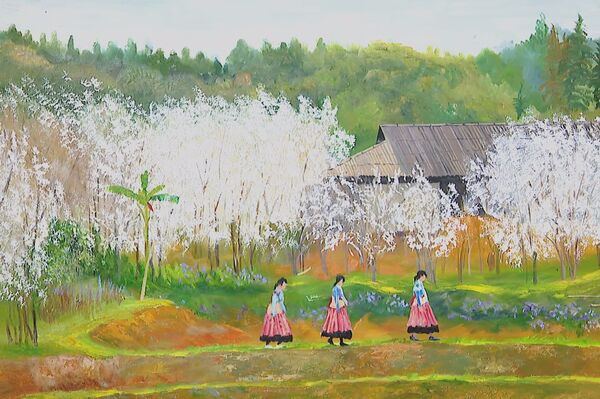 Tet colours fill painting exhibition in Hanoi