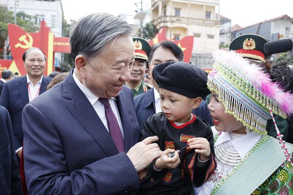 Party chief urges unity for Cao Bang’s steady progress