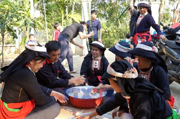 Traditional Tet strengthens community bonds among Dao people
