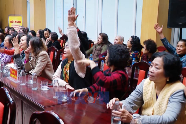 Public consultation on candidates held at their places of residence