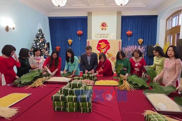 Tet flavours shared in wintry Moscow