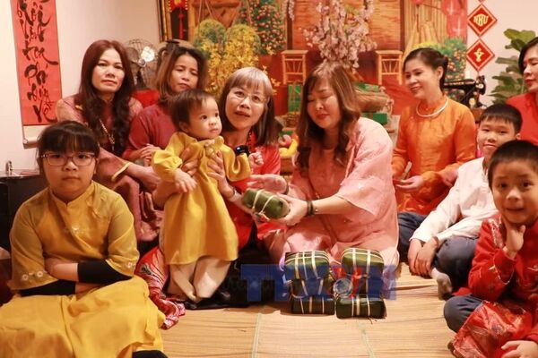 Tet traditions thrive among Vietnamese in Washington