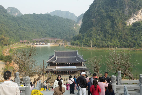 Tet holiday travel fuels strong start for Vietnam’s tourism in 2026