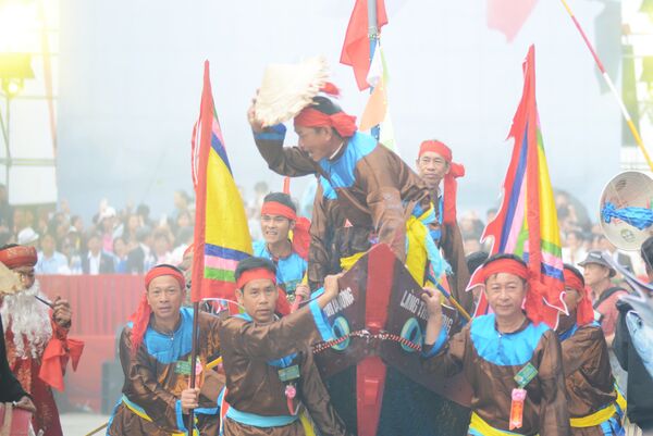 Spring festivals in Hue revive centuries-old coastal village traditions