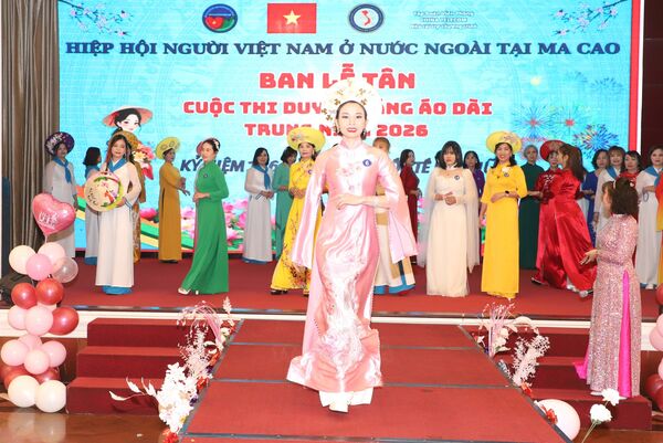 Ao dai beauty show highlights Vietnamese culture in Macau