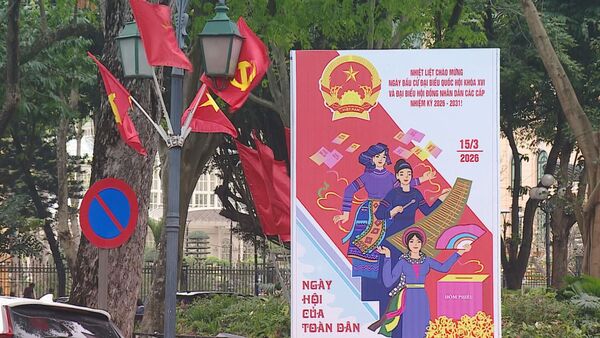 Hanoi adorned with flags and flowers ahead of election day
