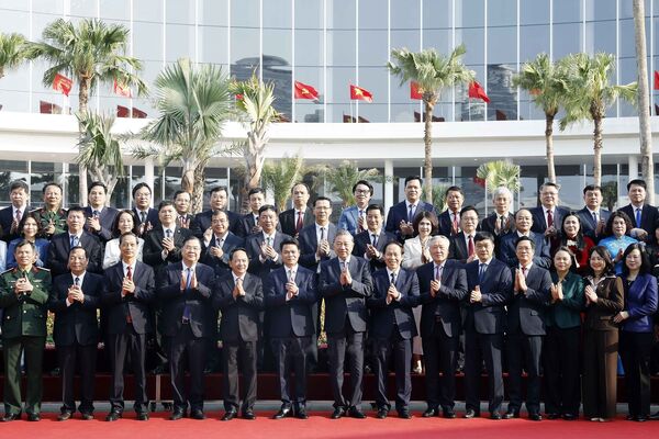 Hai Phong must become modern industrial, seaport hub: Party chief