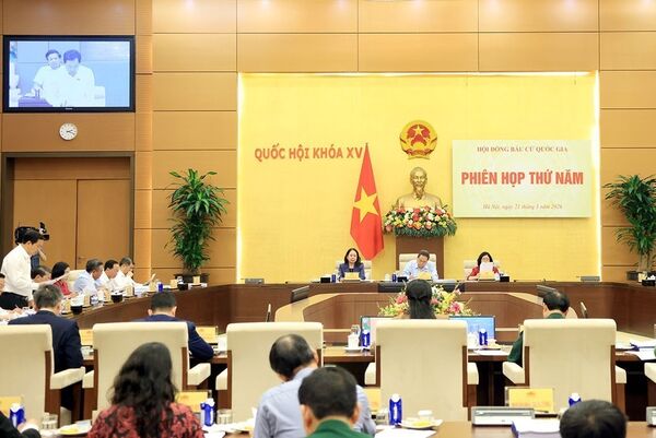 Resolution announcing results of 16th National Assembly election adopted