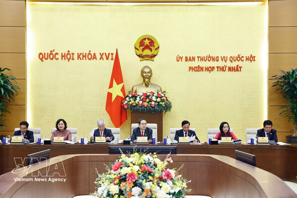 16th NA Standing Committee convenes first session