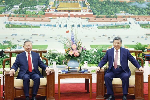 Vietnam, China issue joint statement deepening comprehensive strategic cooperative partnership