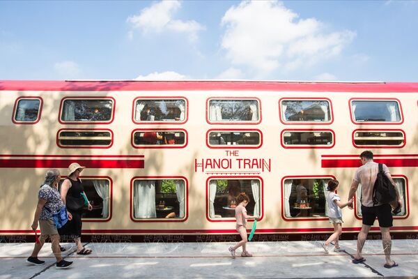 ‘Hanoi’s Five Gate’ train takes passengers to proud wartime memories