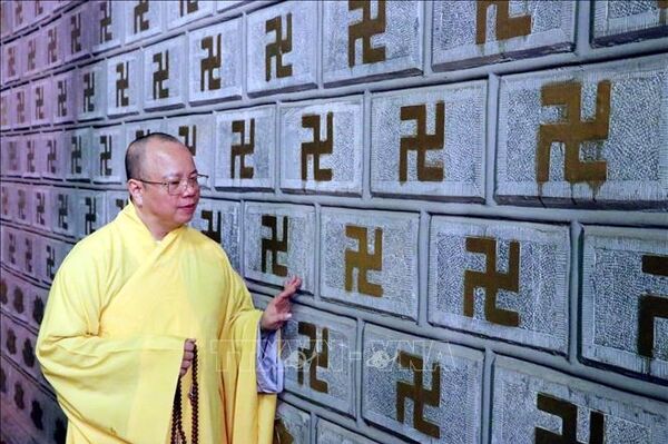 Cuong Xa Pagoda sets Asian record for most swastika-engraved stone walls
