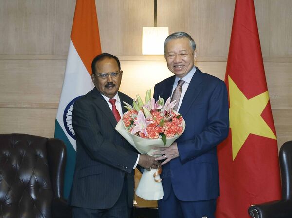 Top Vietnamese leader receives Indian National Security Advisor in New Delhi