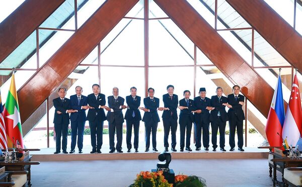PM outlines three key proposals to respond to energy crisis at ASEAN Summit