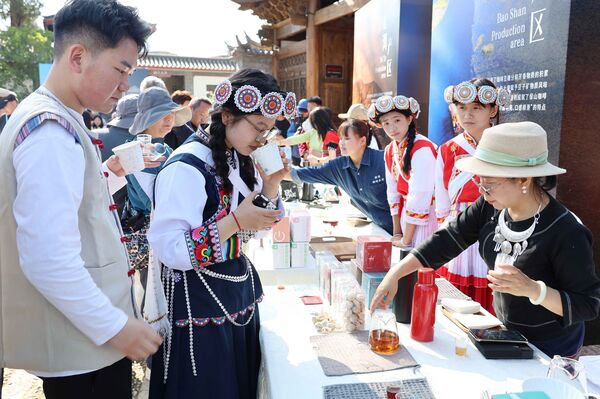 Vietnam-China strengthen coffee cooperation