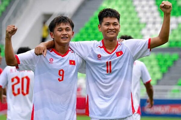 <b>U19 Việt Nam thắng đậm U19 Myanmar, sẵn sàng đối đầu chủ nhà Indonesia</b>