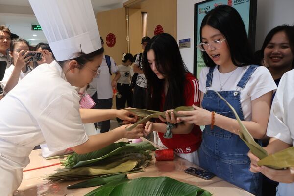 Vietnam, China deepen cultural bonds