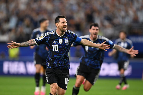 <b>Lăn cùng trái bóng Trionda ngày 28/6: Kỷ lục gọi tên Messi, Kane và kỳ tích của CHDC Congo</b>