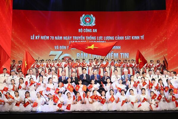 Economic Police urged to strengthen fight against corruption