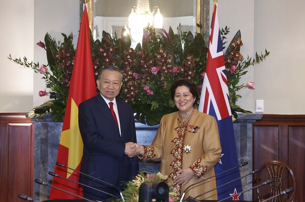 Vietnamese leader meets New Zealand Governor-General, House Speaker