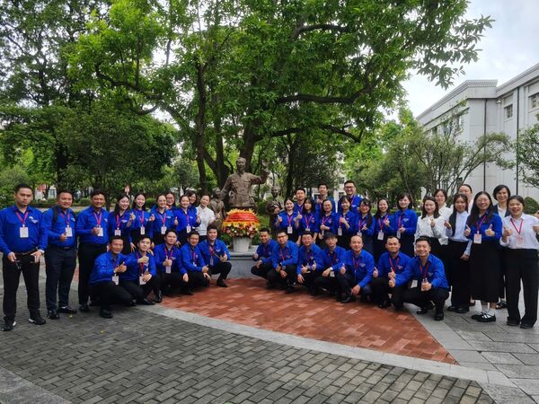 Vietnamese, Chinese youth join hands to shape the future