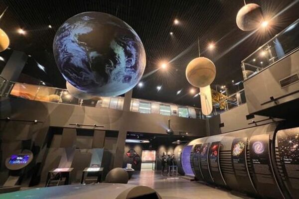Vietnam, France strengthen cooperation in space
