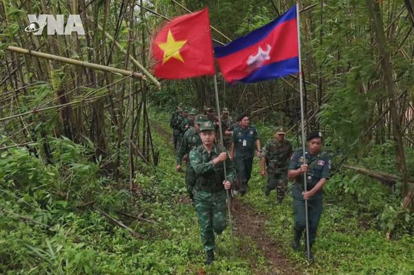 Joint patrols reinforce peace along Vietnam-Cambodia border