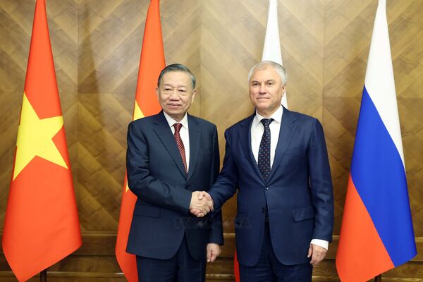 Vietnam, Russia seek stronger parliamentary cooperation