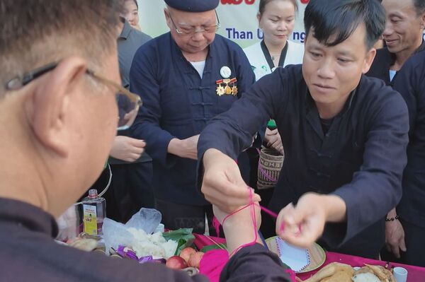 Thai wrist-tying festival preserves cultural tradition in Lai Chau