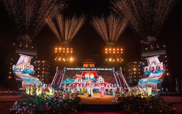 Thang Long-Hanoi Festival connects cultural heritages