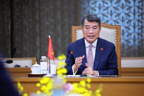 PM calls for stronger ASEAN cooperation against criminal fugitives